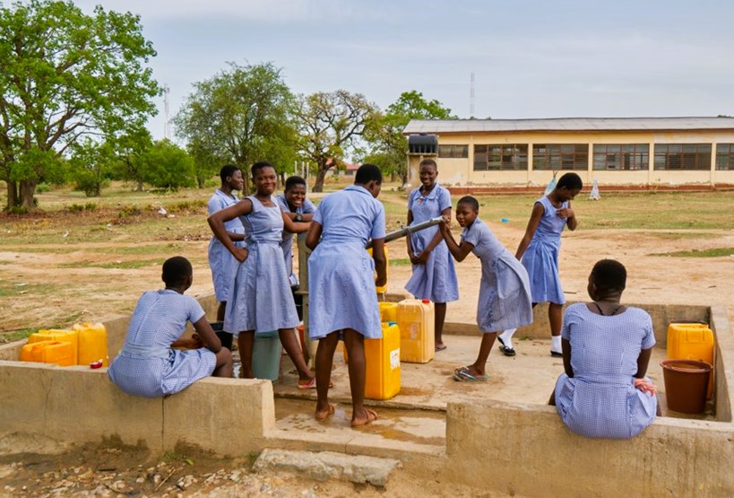 Projektbild von Trinkwasser und Toiletten für zwei Internatsschulen im Norden Ghanas
